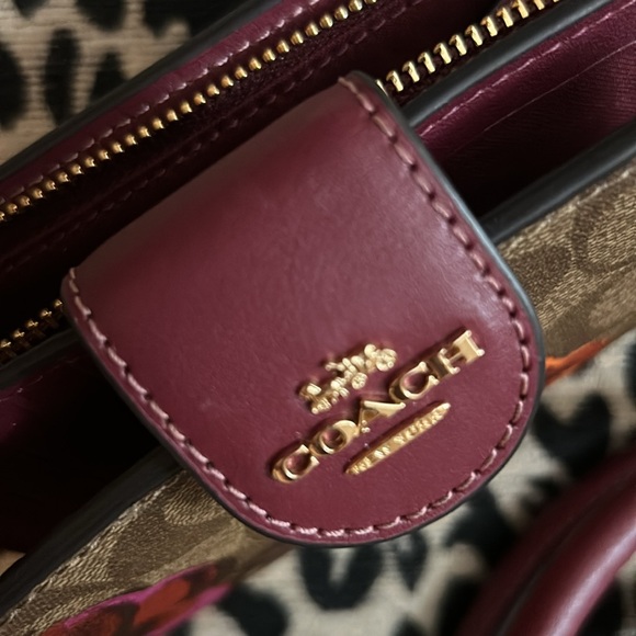 COACH handbag & wallet - Picture 4 of 9